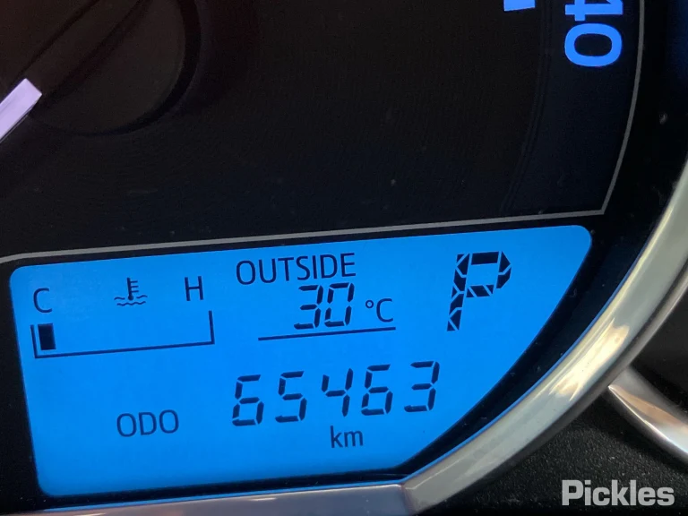 2016 Toyota Corolla Damaged VIN JTNKU3JE50J108502 – photo 13