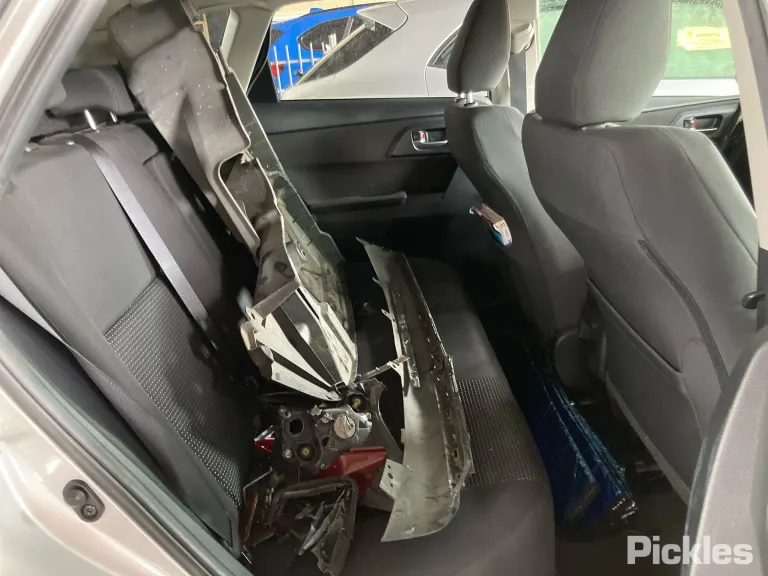2016 Toyota Corolla Damaged VIN JTNKU3JE50J108502 – photo 15