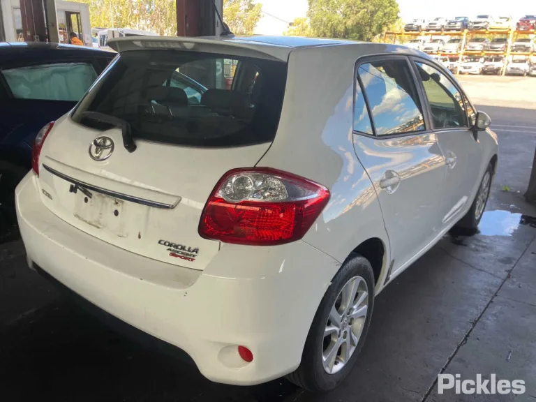 2011 Toyota Corolla Damaged VIN JTNKU56EX01172894 – dashboard