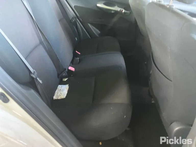 2011 Toyota Corolla Damaged VIN JTNKU56EX01172894 – photo 17