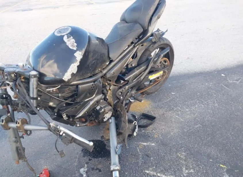 2009 YAMAHA FZ6R Used VIN JYARJ18E49A002458 – dashboard