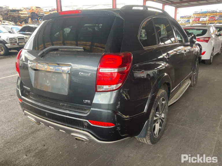 2017 Holden Captiva Damaged VIN KL3CD2669HB779491 – dashboard