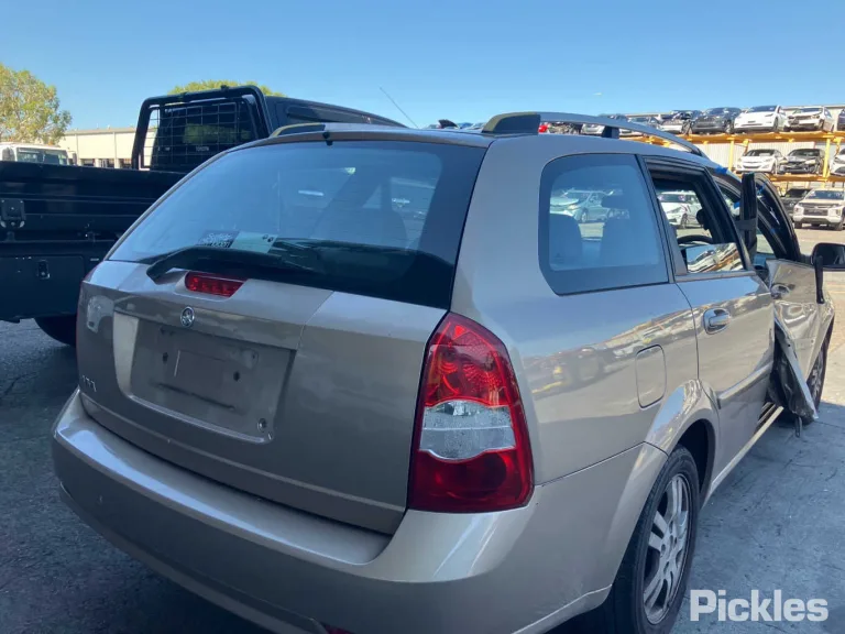 2007 Holden Viva Damaged VIN KL3NA35BJ7K576119 – odometer reading