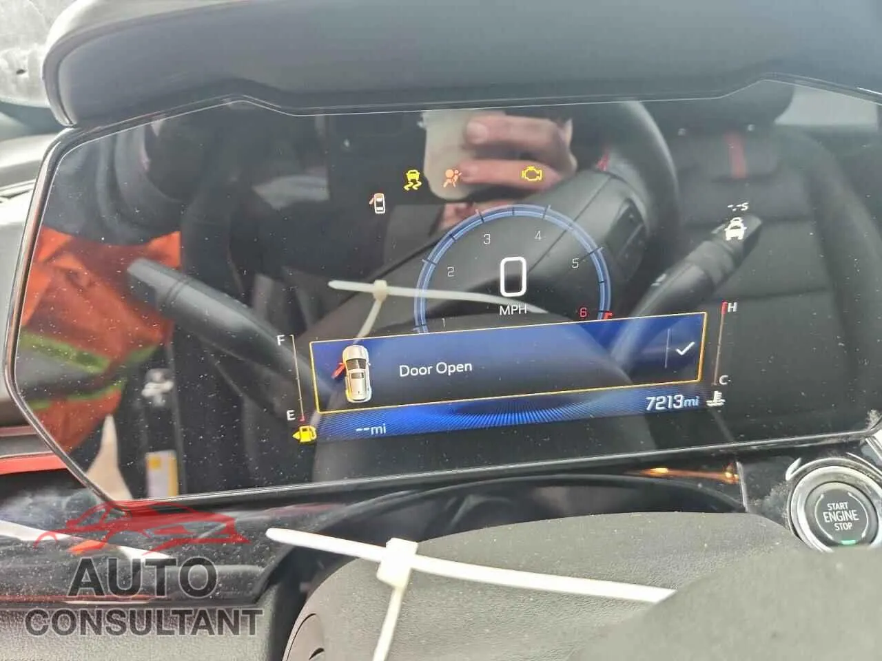 2025 CHEVROLET TRAX 2RS Damaged VIN KL77LJEP7SC278782 – trunk area