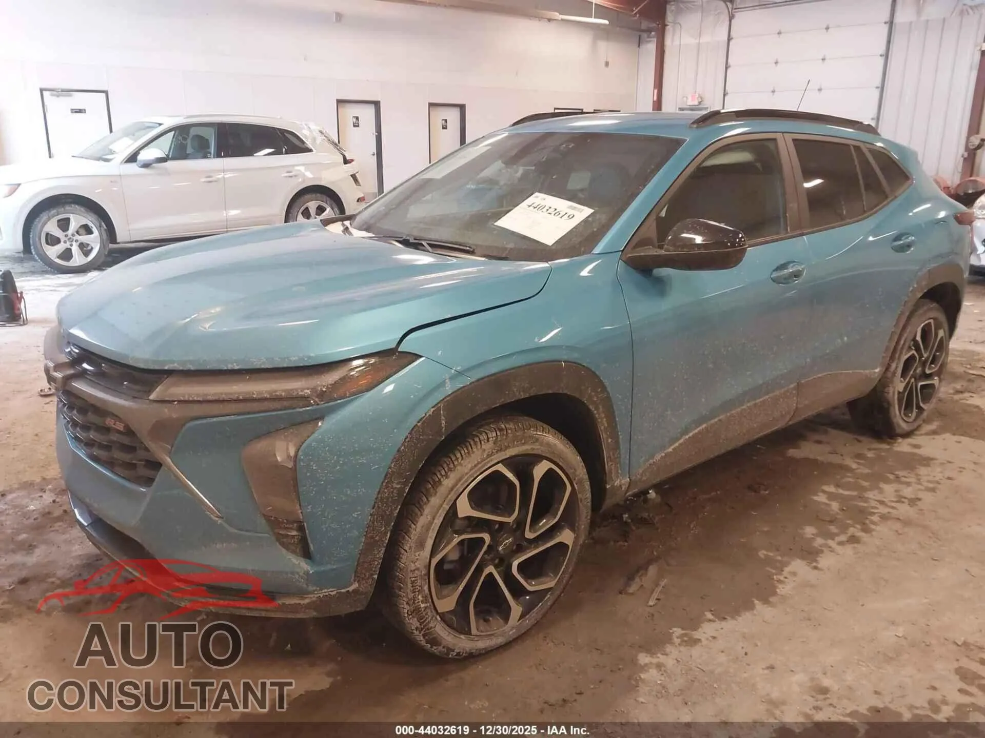 2025 CHEVROLET TRAX Damaged VIN KL77LJEPXSC039565 – rear exterior