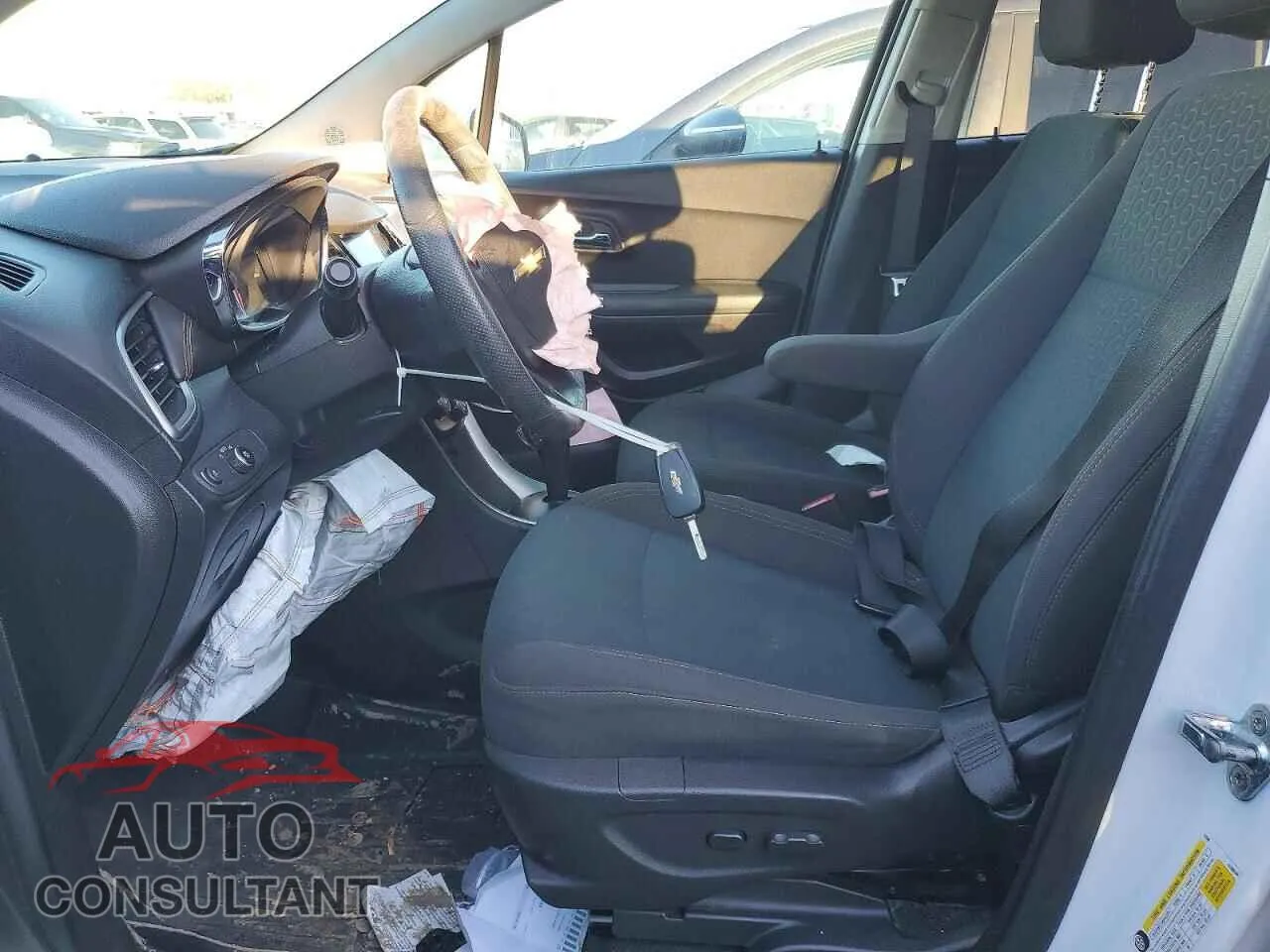 2021 CHEVROLET TRAX Damaged VIN KL7CJNSM3MB361270 – exterior detail 2021 CHEVROLET TRAX Damaged VIN KL7CJNSM3MB361270 – exterior detail