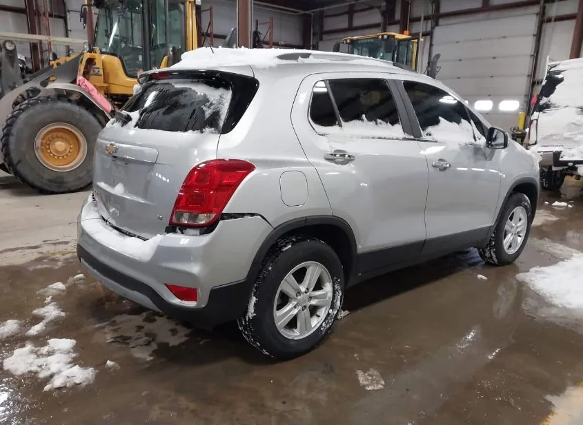 2019 CHEVROLET Trax Used VIN KL7CJPSB7KB959725 – rear exterior 2019 CHEVROLET Trax Used VIN KL7CJPSB7KB959725 – rear exterior