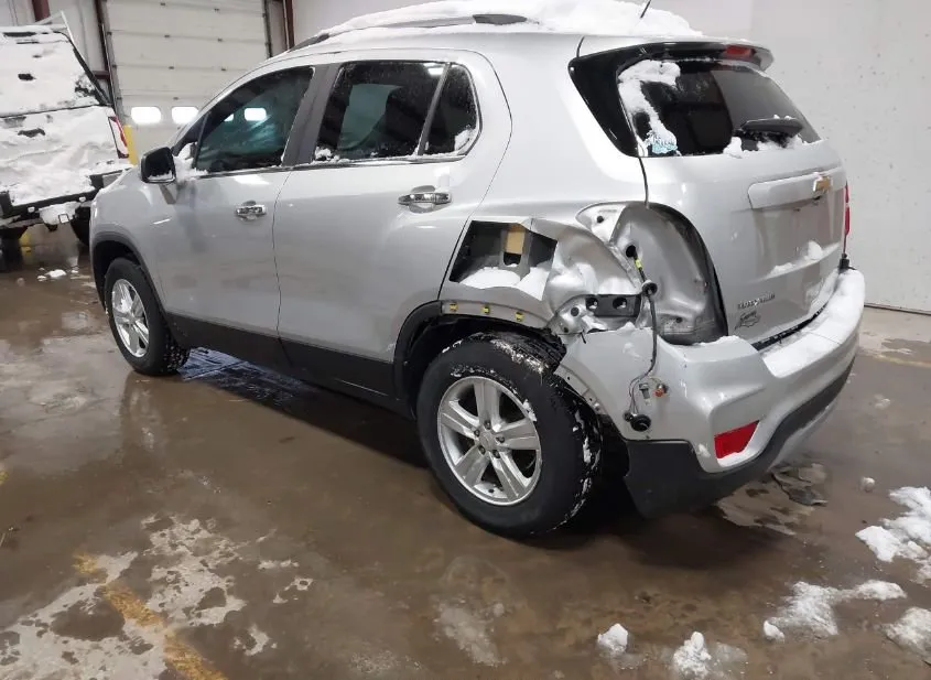 2019 CHEVROLET Trax Used VIN KL7CJPSB7KB959725 – side profile 2019 CHEVROLET Trax Used VIN KL7CJPSB7KB959725 – side profile