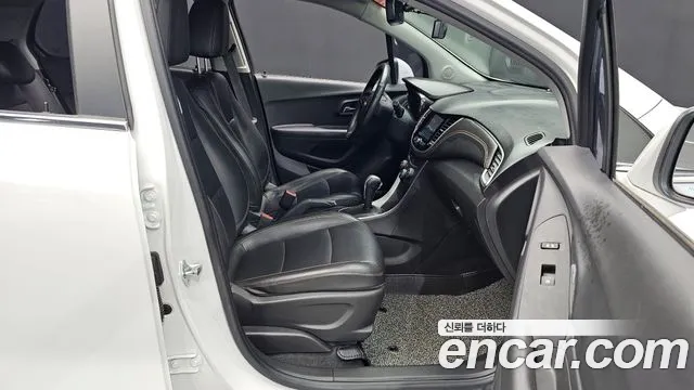 2017 Chevrolet The New Trax 1.4 Lt Sold VIN KLABA76BDHB102701 – front exterior