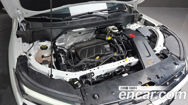 2024 Chevrolet Trax Crossover 1.2 ACTIV Sold VIN KLALA582DRC020667 – engine bay