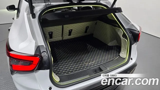 2024 Chevrolet Trax Crossover 1.2 ACTIV Sold VIN KLALA582DRC046067 – trunk area