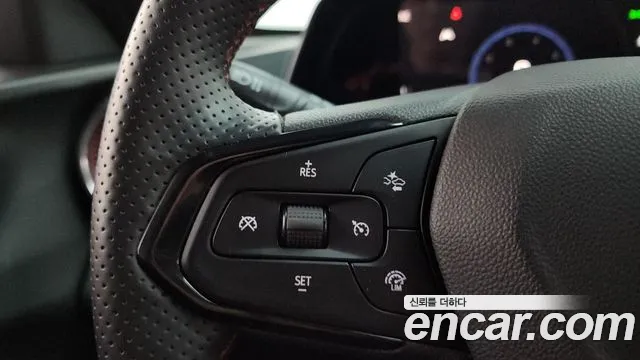 2024 Chevrolet Trax Crossover 1.2 RS Sold VIN KLALA582DRC234973 – interior seats