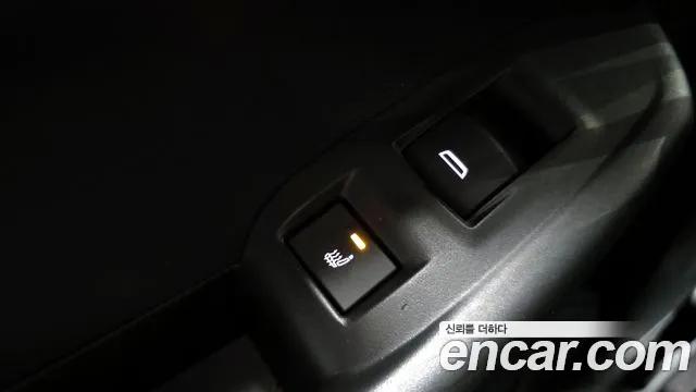 2021 Chevrolet Trailblazer 1.3 Turbo 4WD Sold VIN KLAPD56LDMB023499 – interior seats