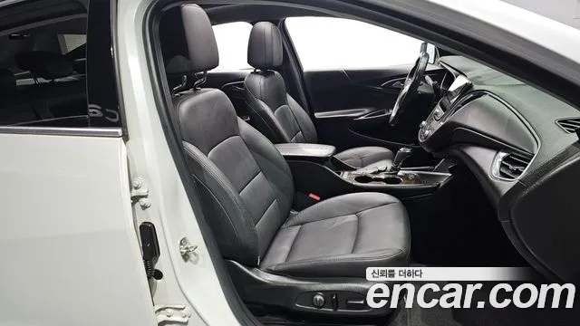 2017 Chevrolet All New Malibu 2.0 Turbo LTZ Sold VIN KLAZA69XDHB774648 – interior seats