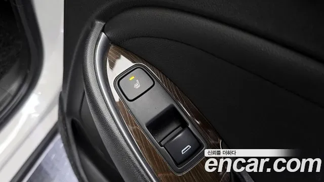 2019 Chevrolet The New Malibu 2.0 Turbo Premier Sold VIN KLAZA69XDKB116304 – interior seats
