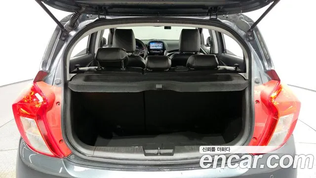 2019 Chevrolet The New Spark Premier Sold VIN KLYDC487DKC207745 – interior seats