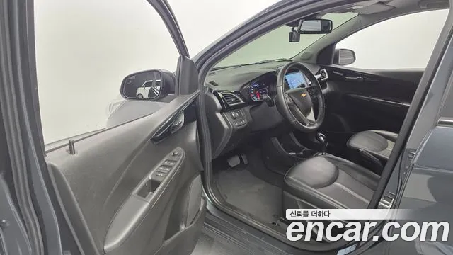 2019 Chevrolet The New Spark Premier Sold VIN KLYDC487DKC758986 – side profile