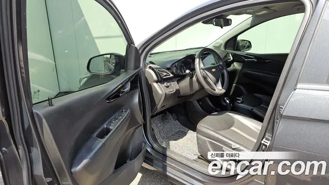 2021 Chevrolet The New Spark Premier Sold VIN KLYDC487DMC215648 – front exterior 2021 Chevrolet The New Spark Premier Sold VIN KLYDC487DMC215648 – front exterior