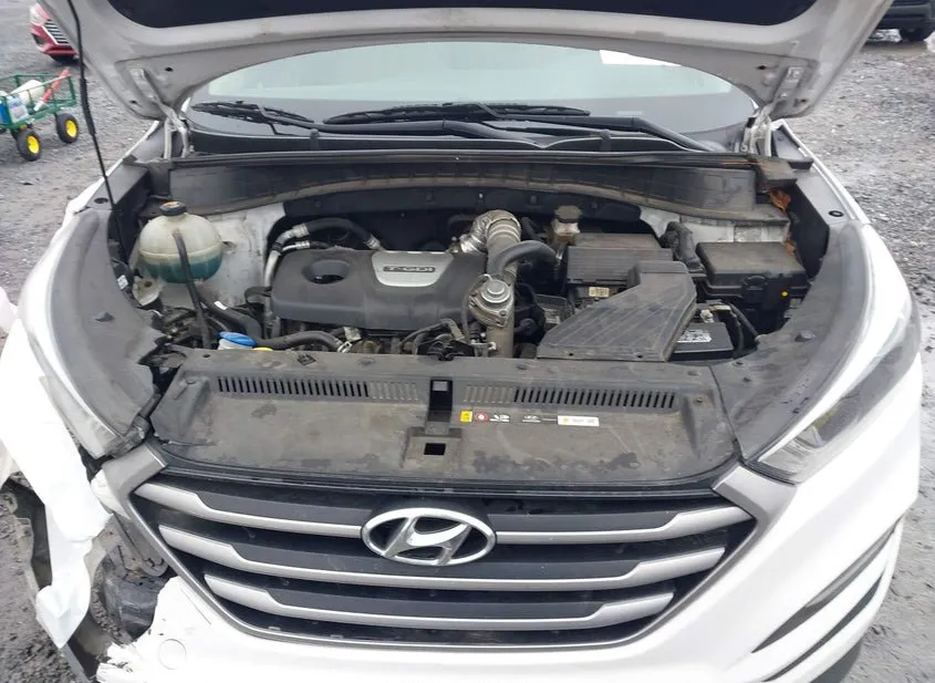 2017 HYUNDAI Tucson Used VIN KM8J33A27HU322535 – undercarriage