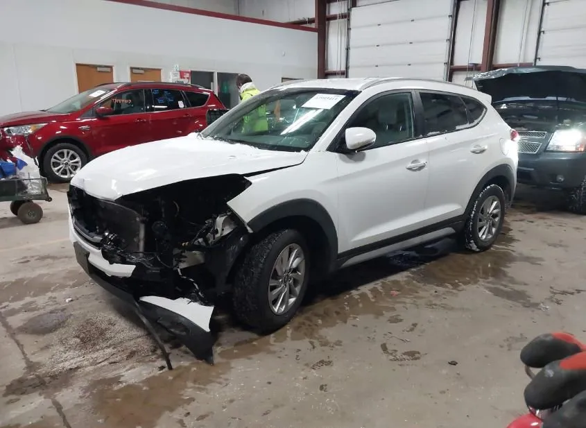 2018 HYUNDAI Tucson Used VIN KM8J33A44JU614392 – photo 19