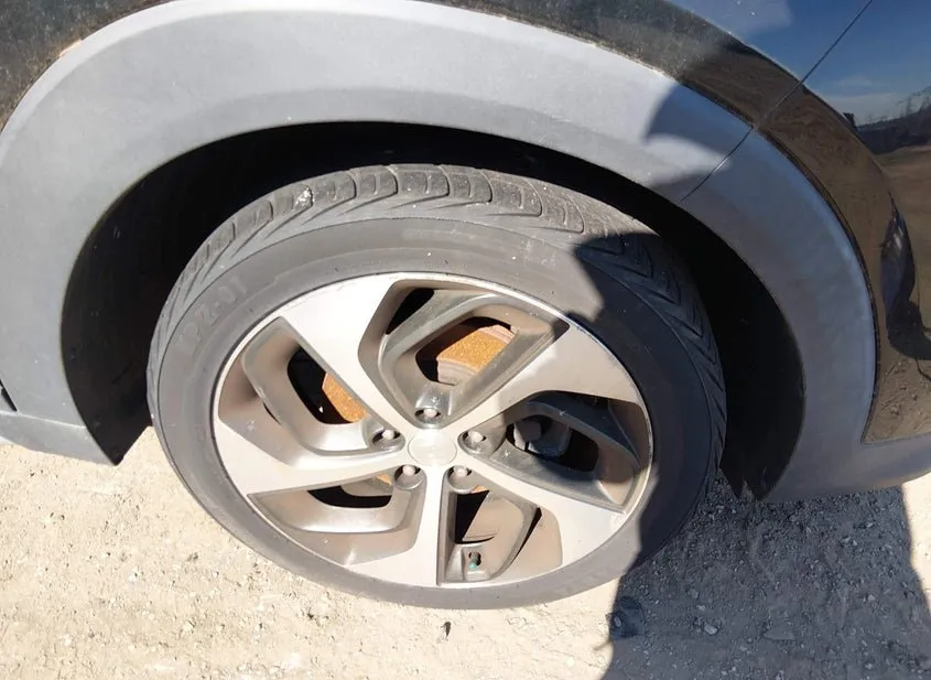 2018 HYUNDAI TUCSON Used VIN KM8J3CA27JU690140 – photo 18