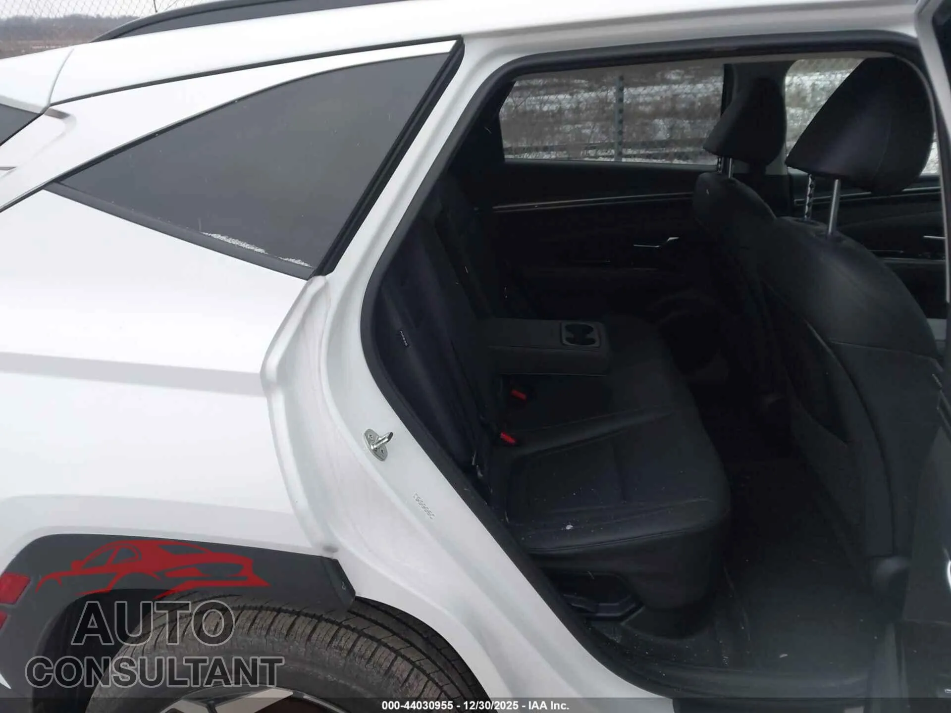 2024 HYUNDAI TUCSON HYBRID Damaged VIN KM8JCCD10RU175544 – undercarriage