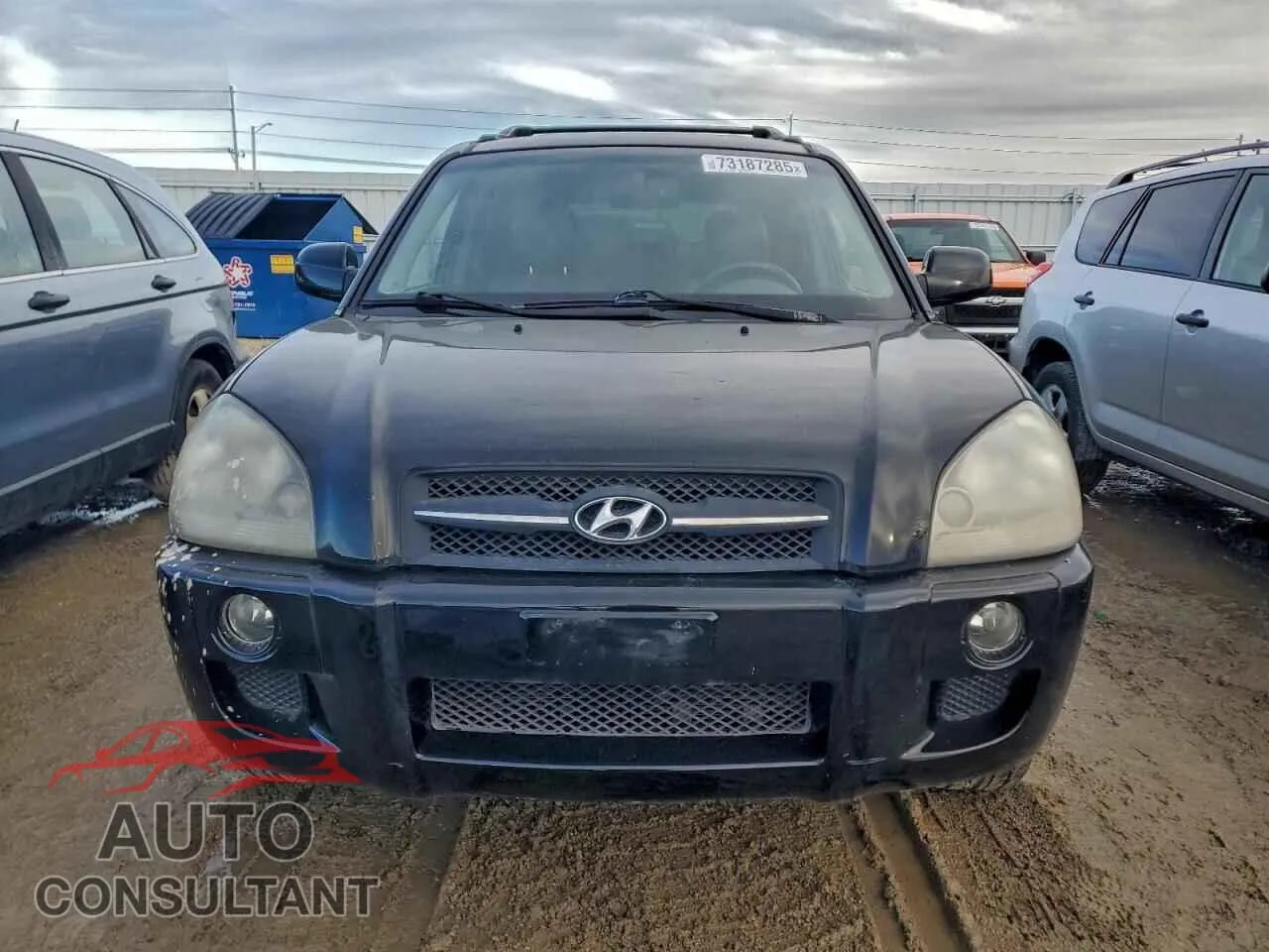 2009 HYUNDAI TUCSON Damaged VIN KM8JN72D46U318215 – interior seats