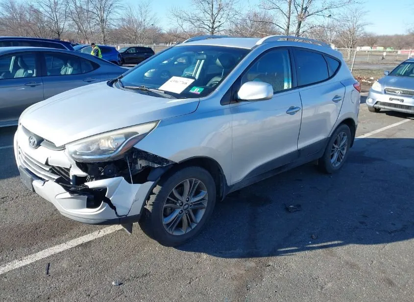 2014 HYUNDAI Tucson Used VIN KM8JUCAG2EU869989 – interior seats