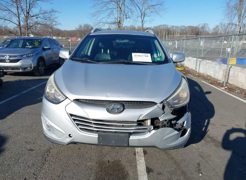 2014 HYUNDAI Tucson Used VIN KM8JUCAG2EU869989 – odometer reading