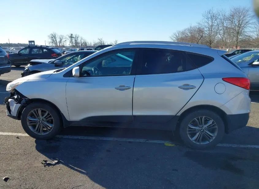 2014 HYUNDAI Tucson Used VIN KM8JUCAG2EU869989 – photo 20