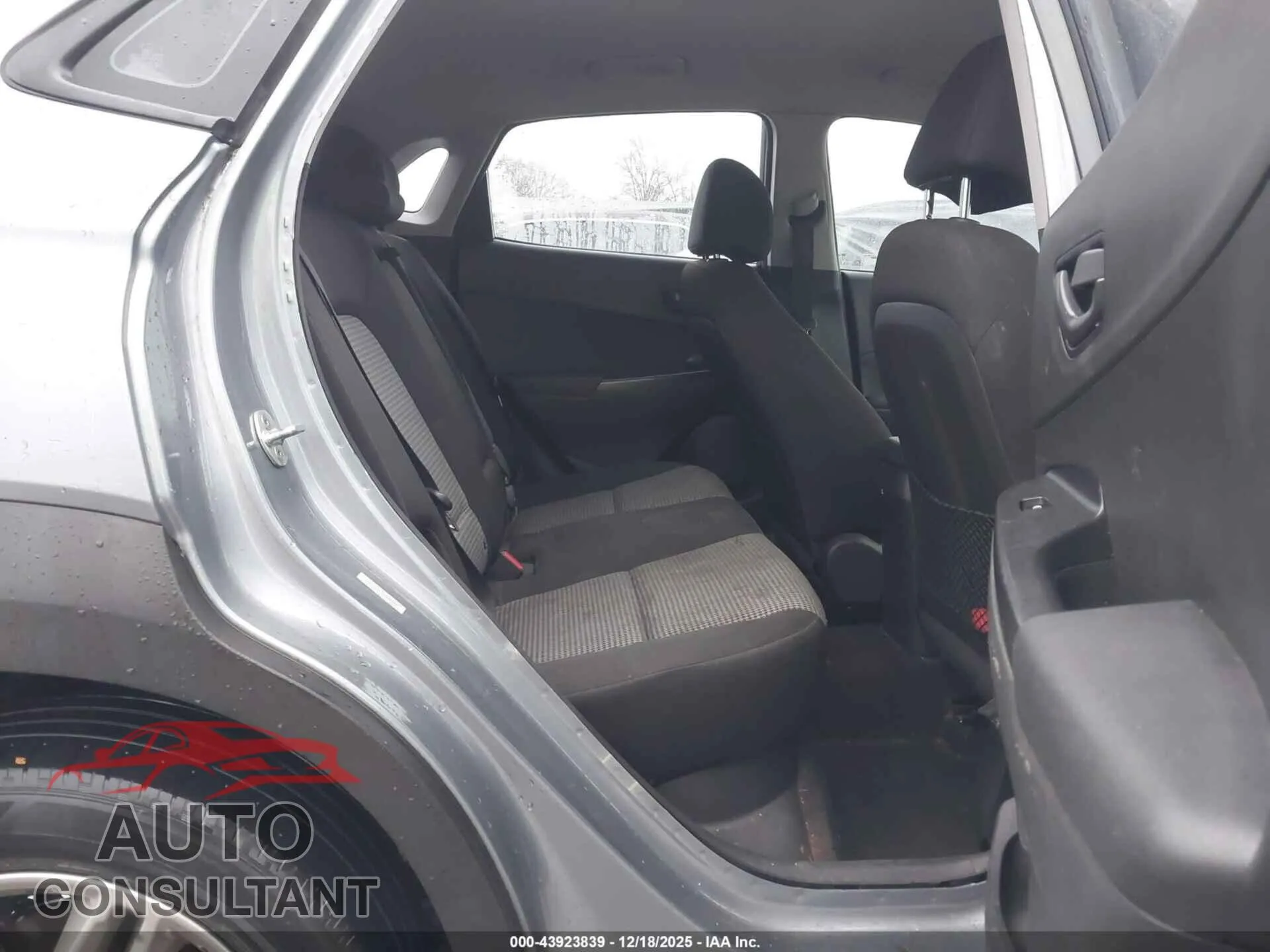 2021 HYUNDAI KONA Damaged VIN KM8K12AAXMU609955 – undercarriage