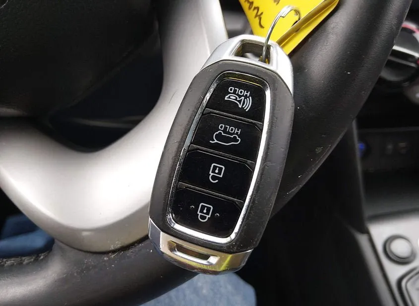 2019 HYUNDAI Kona Used VIN KM8K6CAA0KU339736 – exterior detail 2019 HYUNDAI Kona Used VIN KM8K6CAA0KU339736 – exterior detail