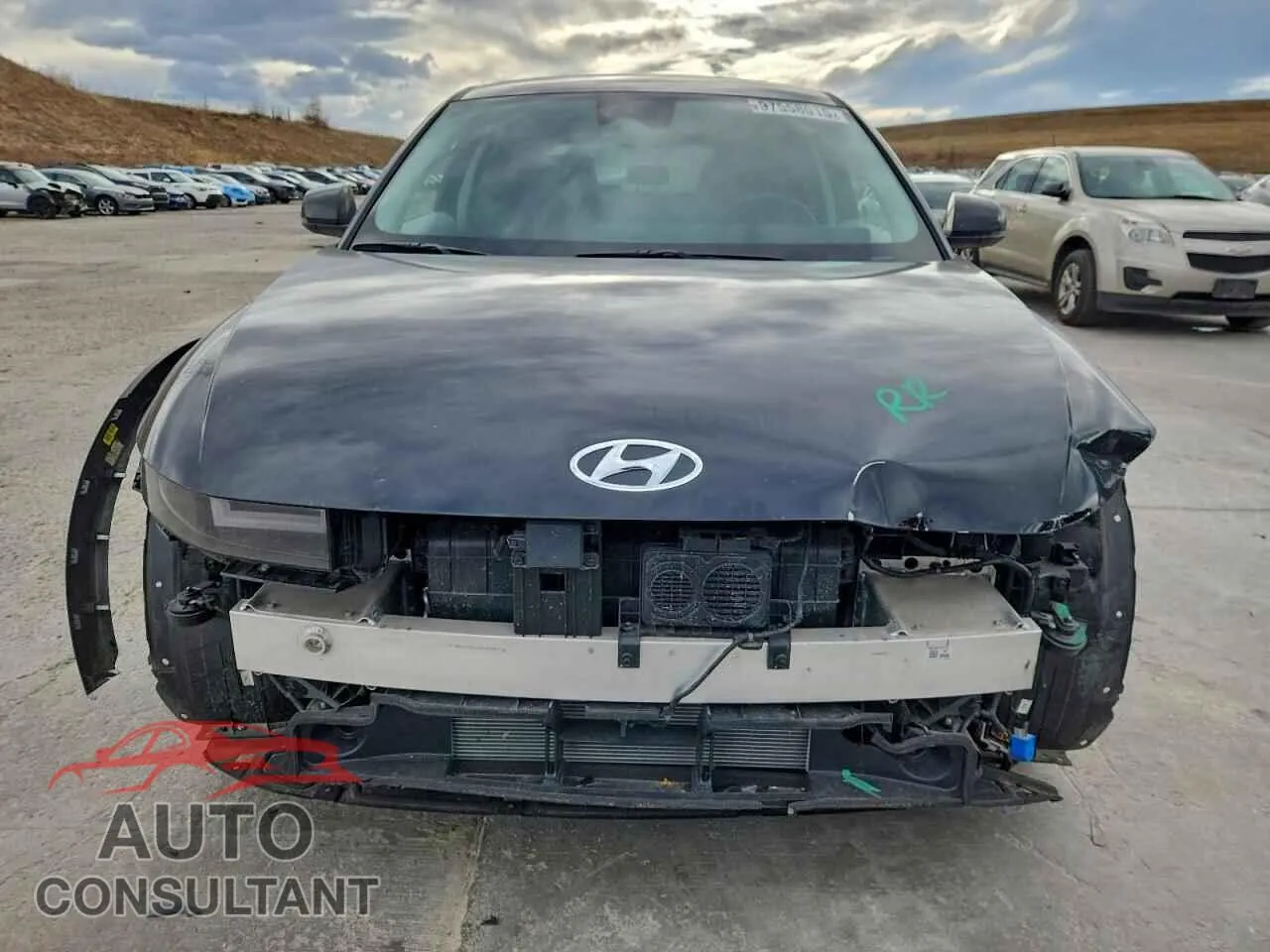 2024 HYUNDAI IONIQ Damaged VIN KM8KNDDFXRU299630 – interior seats