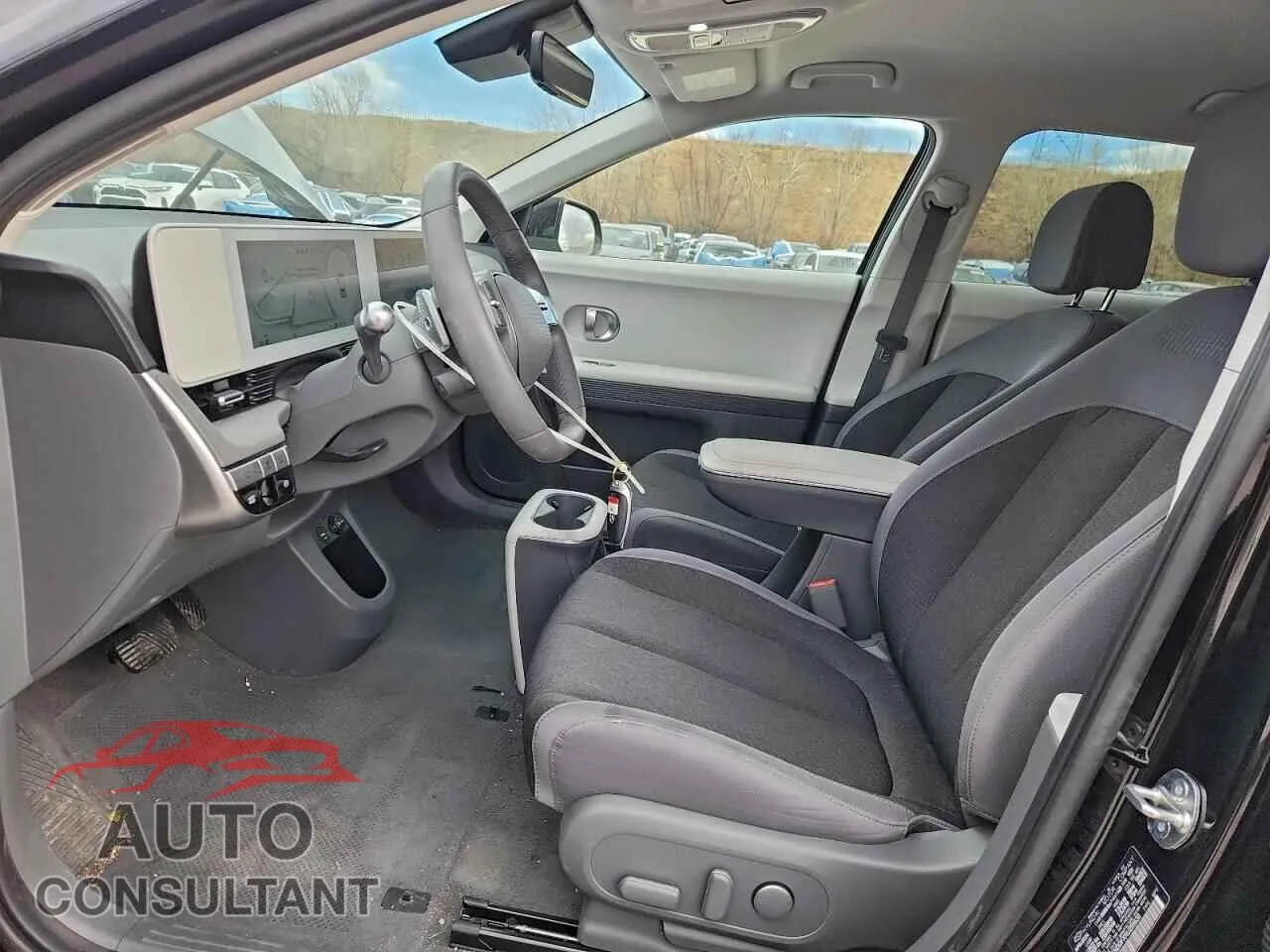 2024 HYUNDAI IONIQ Damaged VIN KM8KNDDFXRU299630 – exterior detail