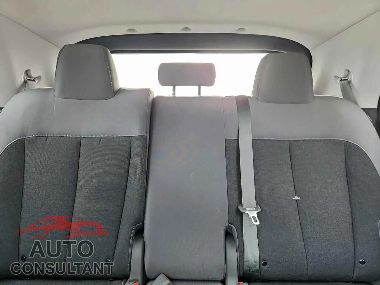 2024 HYUNDAI IONIQ Damaged VIN KM8KNDDFXRU299630 – odometer reading