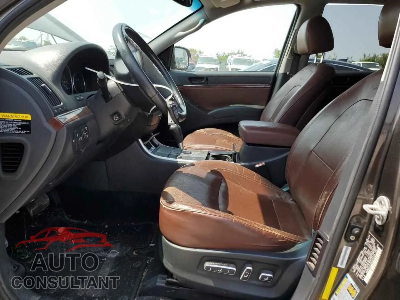 2008 HYUNDAI VERACRUZ Damaged VIN KM8NU73C08U070199 – exterior detail