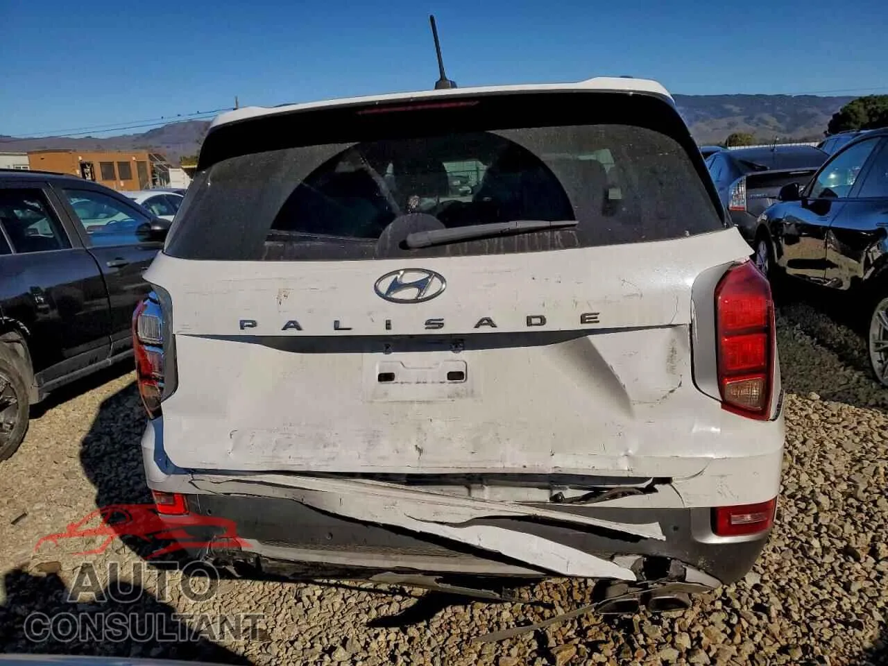 2020 HYUNDAI PALISADE Damaged VIN KM8R24HE8LU088295 – engine bay
