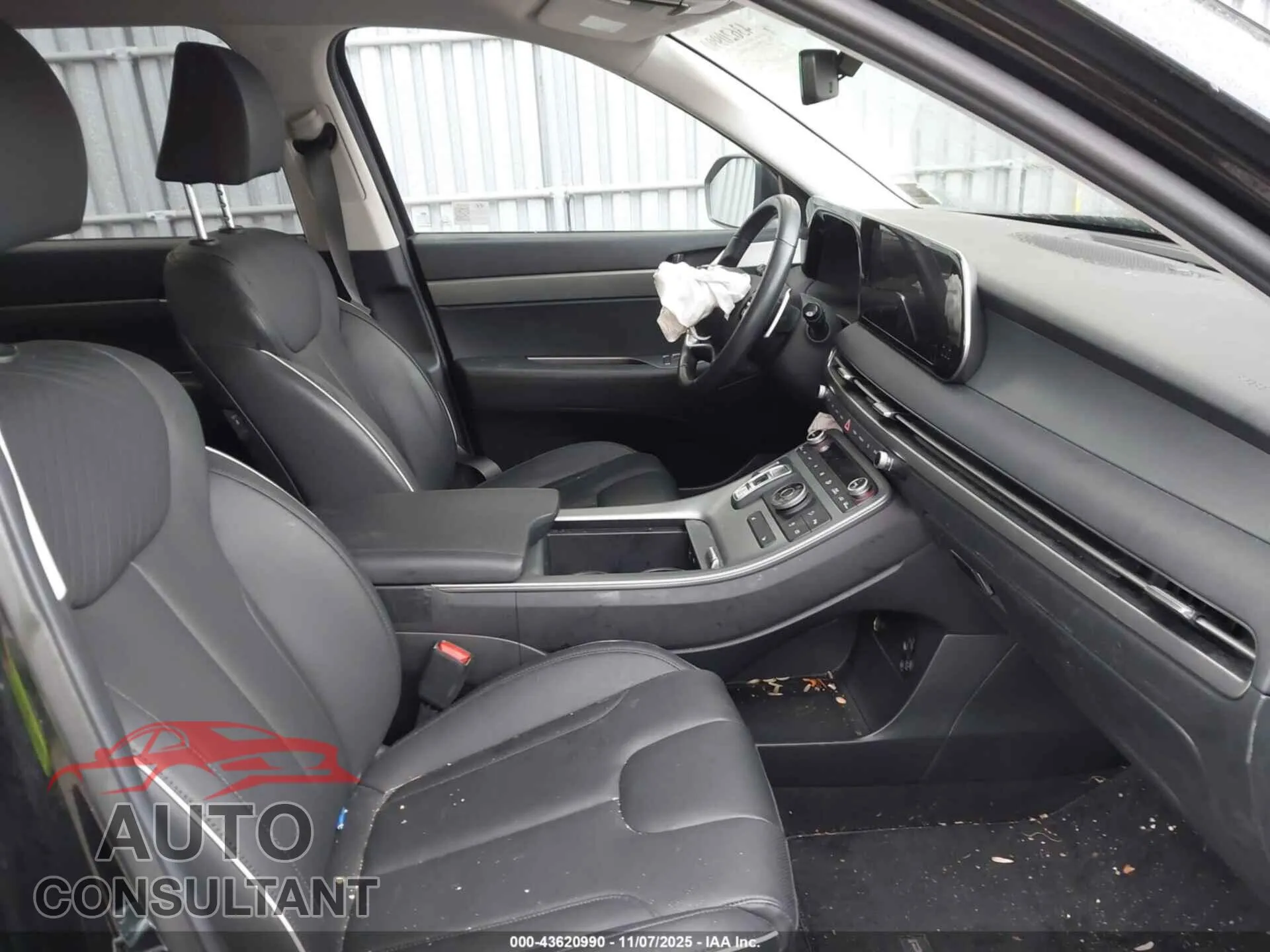 2024 HYUNDAI PALISADE Damaged VIN KM8R2DGE5RU778676 – interior seats