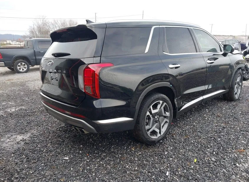 2024 HYUNDAI Palisade Used VIN KM8R54GE0RU652295 – trunk area