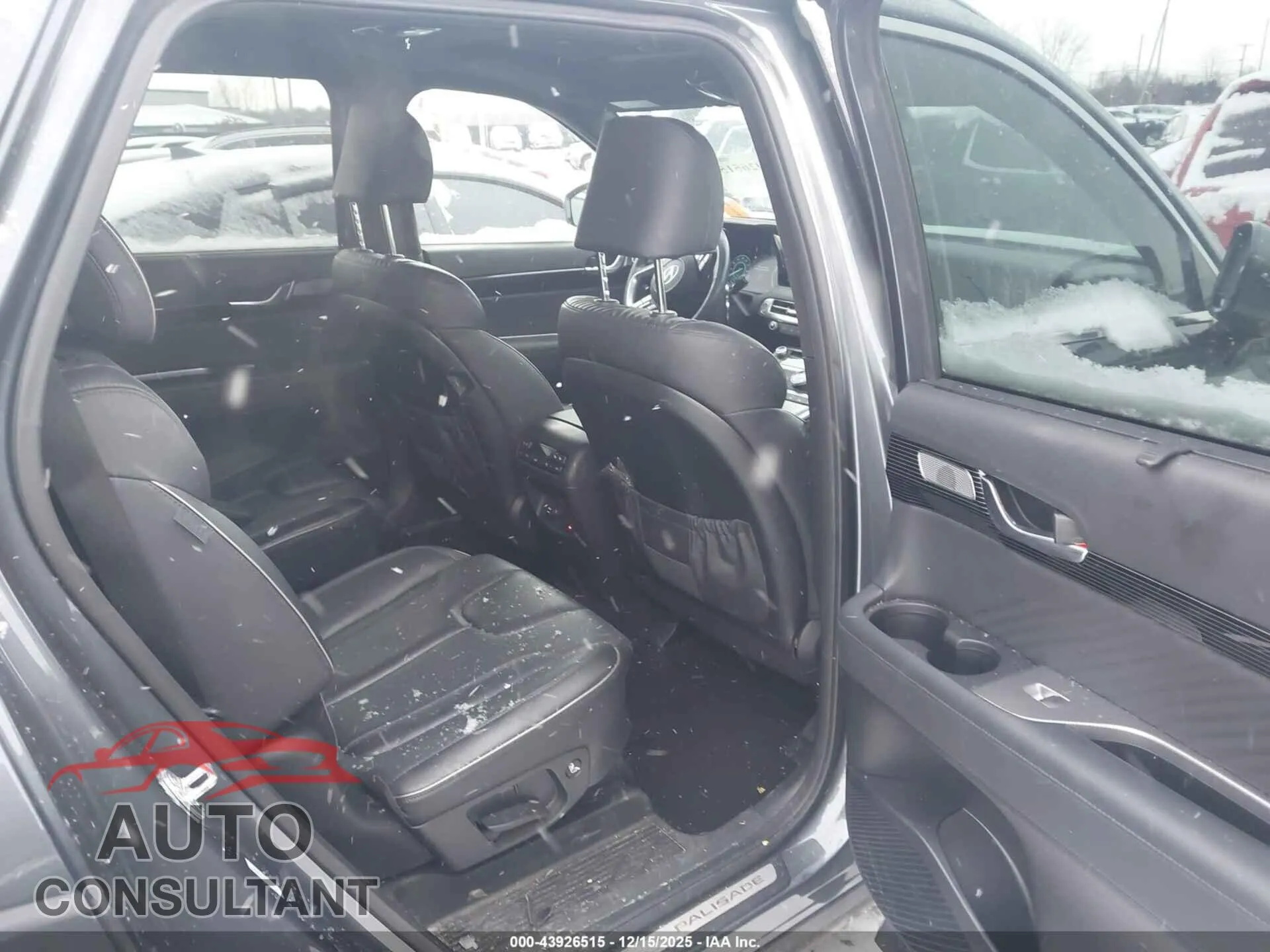 2023 HYUNDAI PALISADE Damaged VIN KM8R7DGE9PU636930 – undercarriage