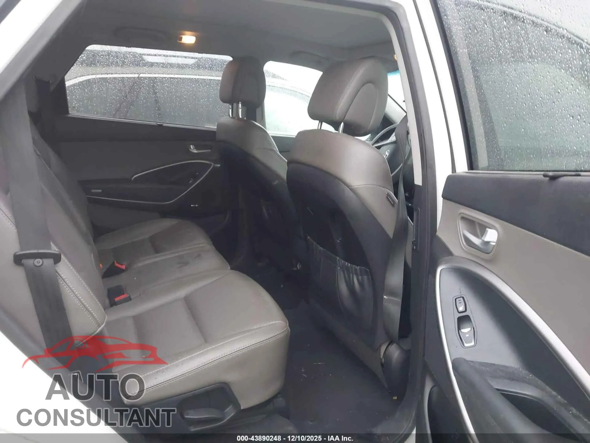 2014 HYUNDAI SANTA FE Damaged VIN KM8SRDHF7EU065731 – undercarriage 2014 HYUNDAI SANTA FE Damaged VIN KM8SRDHF7EU065731 – undercarriage