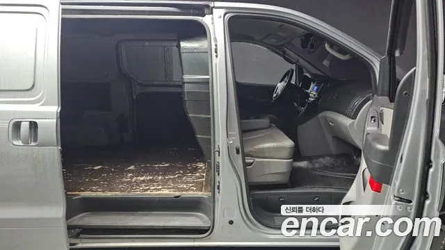 2017 Hyundai Grand Starex 3-Seater VAN Sold VIN KMFWBX7KBHU921238 – photo 14