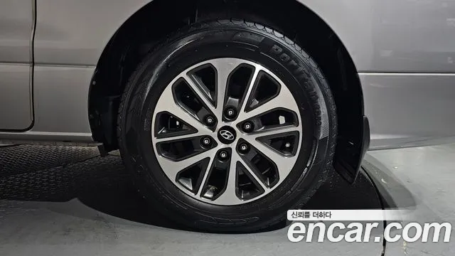 2018 Hyundai Grand Starex 5-Seater VAN Sold VIN KMFWBX7KBJU927806 – photo 12 2018 Hyundai Grand Starex 5-Seater VAN Sold VIN KMFWBX7KBJU927806 – photo 12