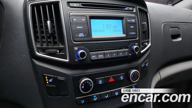 2018 Hyundai Grand Starex 5-Seater VAN Sold VIN KMFWBX7KBJU927884 – exterior detail