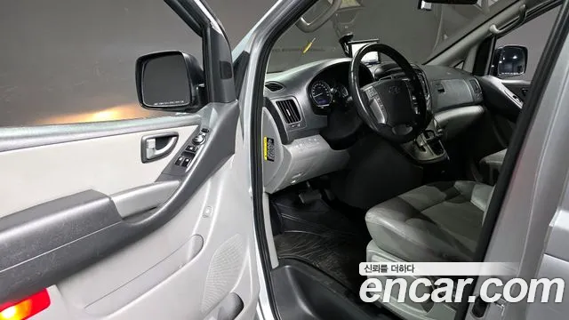 2018 Hyundai Grand Starex 5-Seater VAN Sold VIN KMFWBX7KBJU928614 – undercarriage