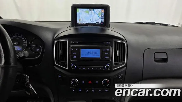 2018 Hyundai Grand Starex 5-Seater VAN Sold VIN KMFWBX7KBJU929766 – rear exterior
