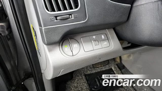 2018 Hyundai Grand Starex 5-Seater VAN Sold VIN KMFWBX7KBJU938867 – photo 16 2018 Hyundai Grand Starex 5-Seater VAN Sold VIN KMFWBX7KBJU938867 – photo 16