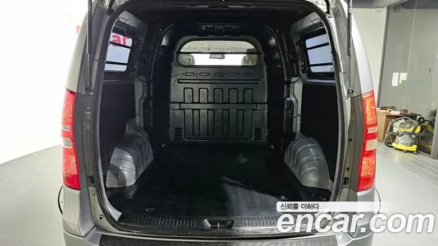 2018 Hyundai Grand Starex 5-Seater VAN Sold VIN KMFWBX7KBJU938867 – photo 20 2018 Hyundai Grand Starex 5-Seater VAN Sold VIN KMFWBX7KBJU938867 – photo 20