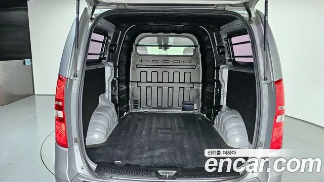 2018 Hyundai Grand Starex 5-Seater VAN Sold VIN KMFWBX7KBJU949985 – photo 16
