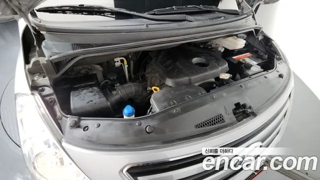 2018 Hyundai Grand Starex 5-Seater VAN Sold VIN KMFWBX7KBJU963083 – rear exterior